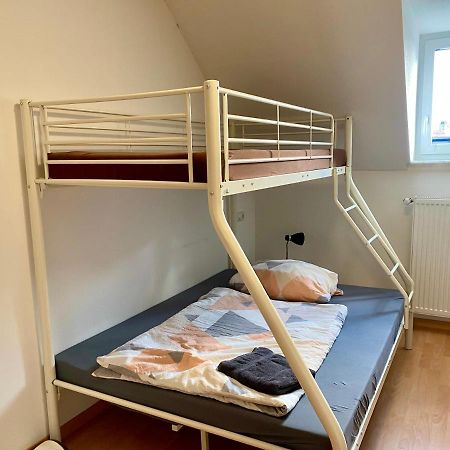 Apartments Lissy I Und II Нойнкирхен Екстериор снимка